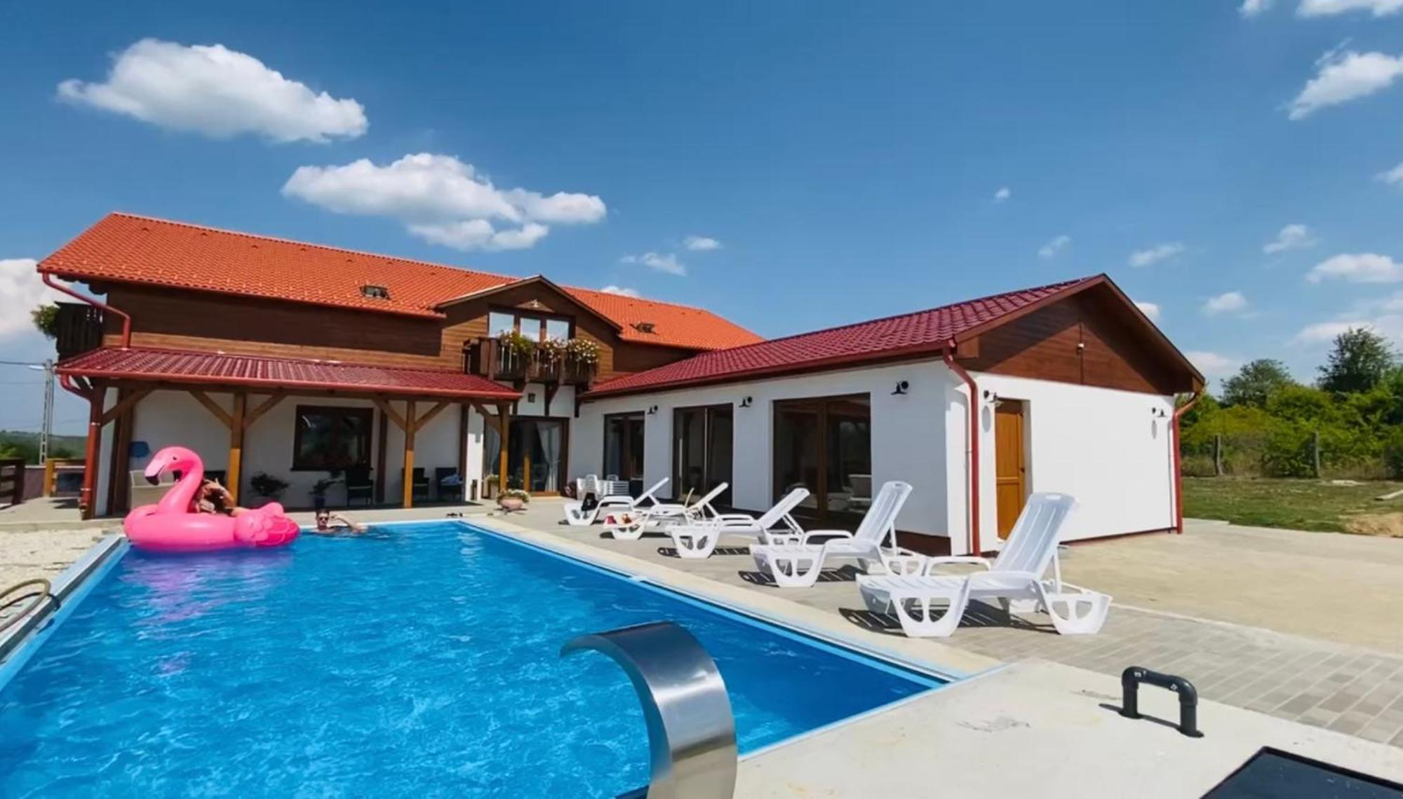 Gold Horse Vendeghaz Hotel Szilvásvárad Екстериор снимка